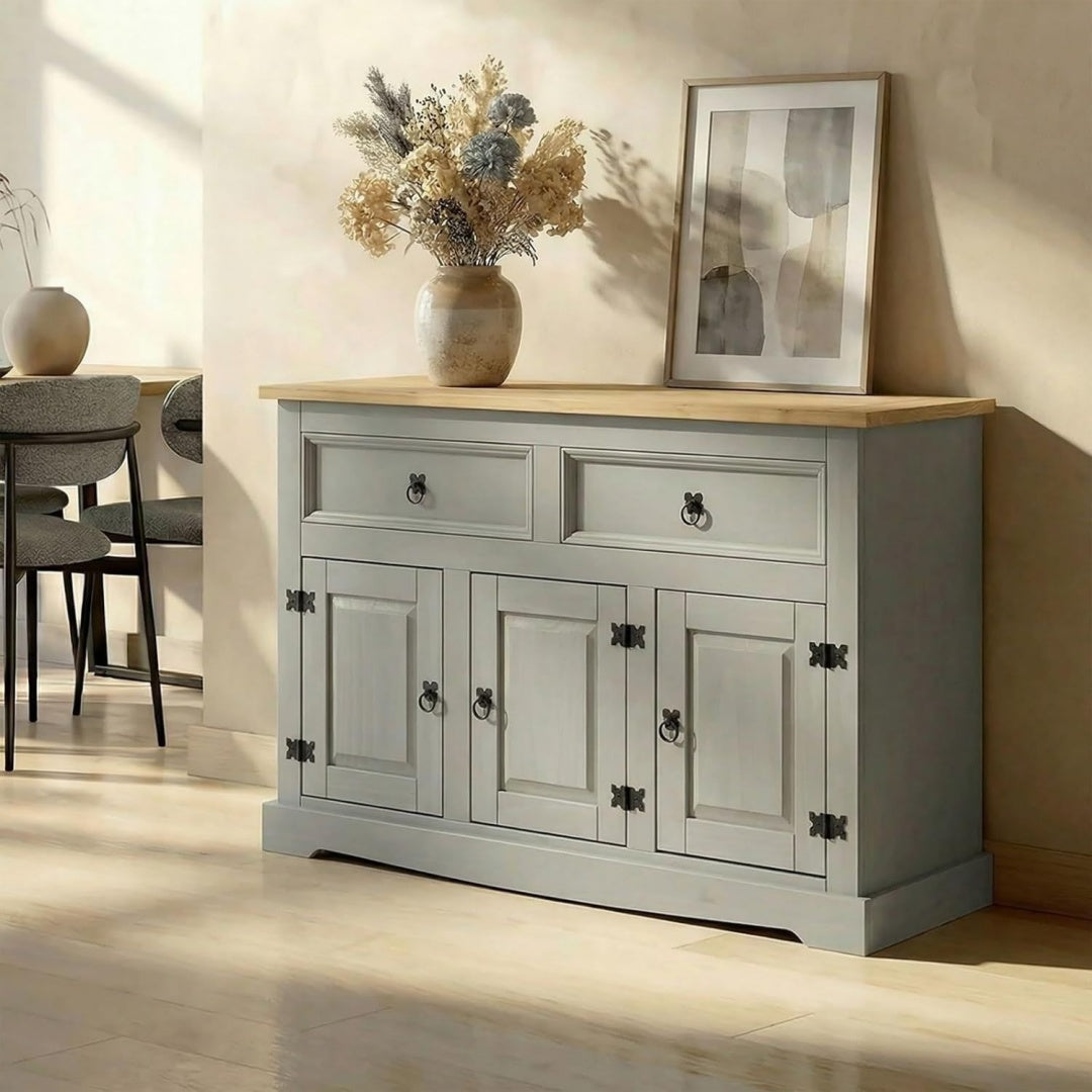 Sideboard mit 3 Tueren, geschlossenem Stauraum und 2 Schubladen