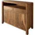 Offene Ablagen treffen auf grifflose Fronten an dem Sideboard