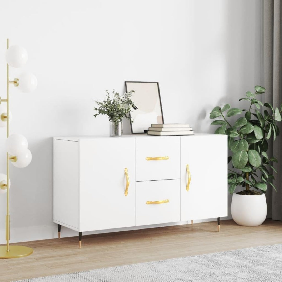 Hochschrank aus Samt und Holzwerkstoff mit einem Metallgestell